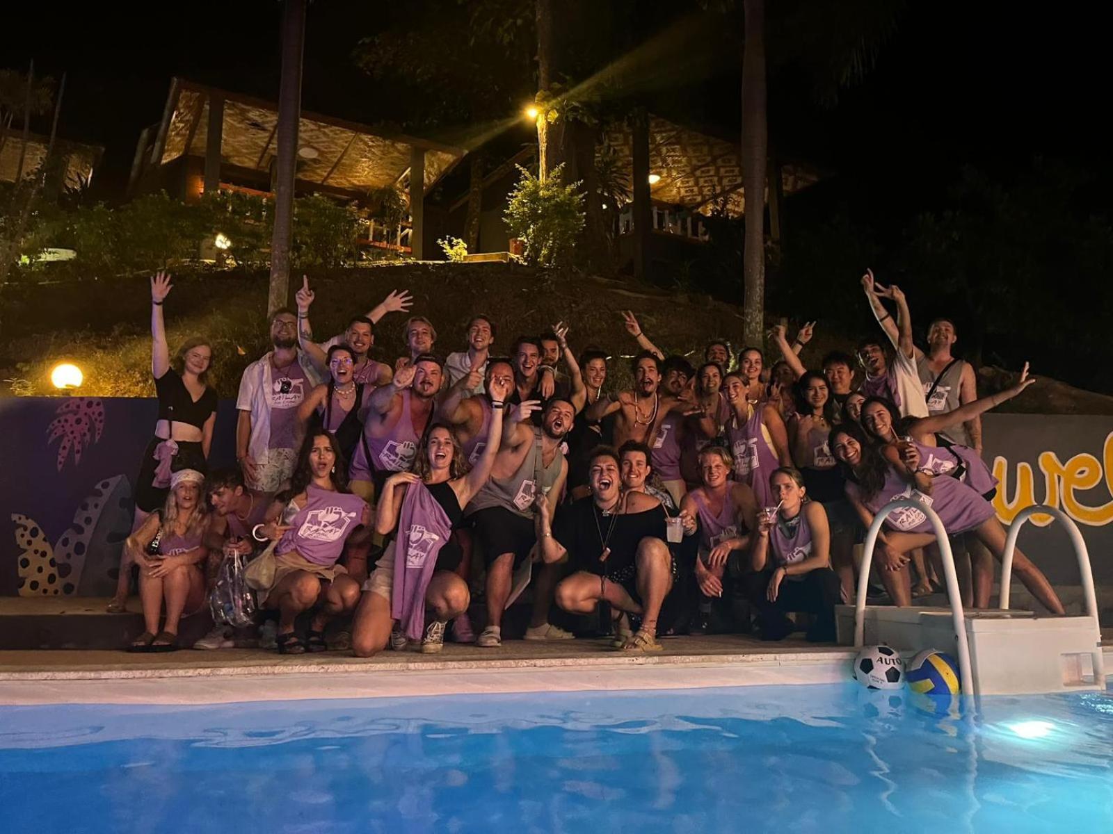 Ostello Social Quarters Railay Beach Esterno foto